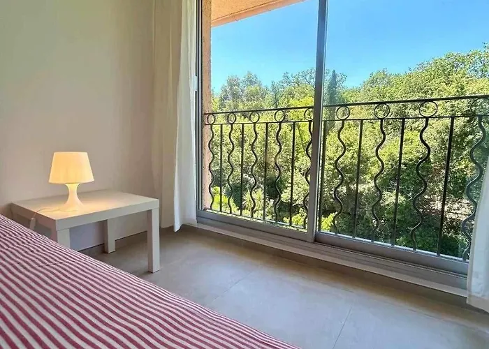 Heraclee Appartement *