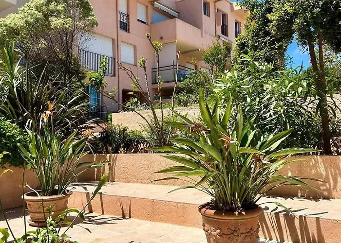 Heraclee Daire Saint-Tropez